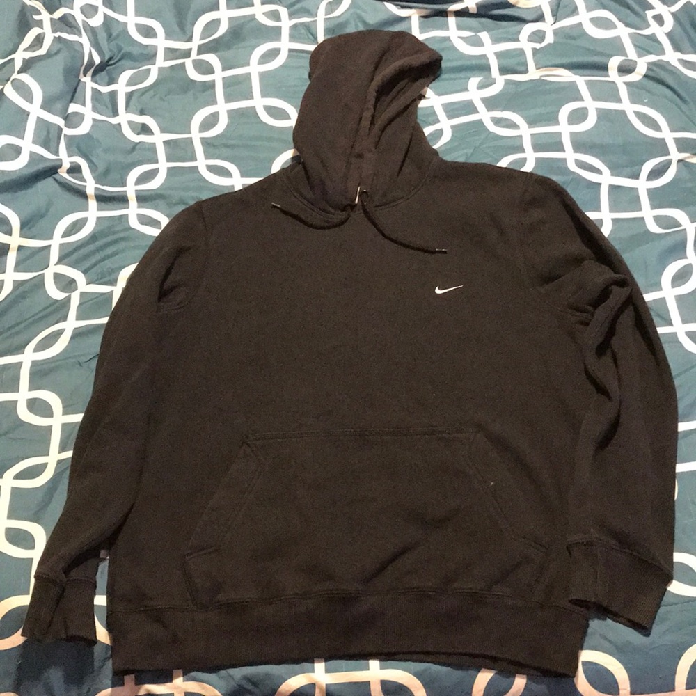 Used Black Nike hoodie. Size Large
